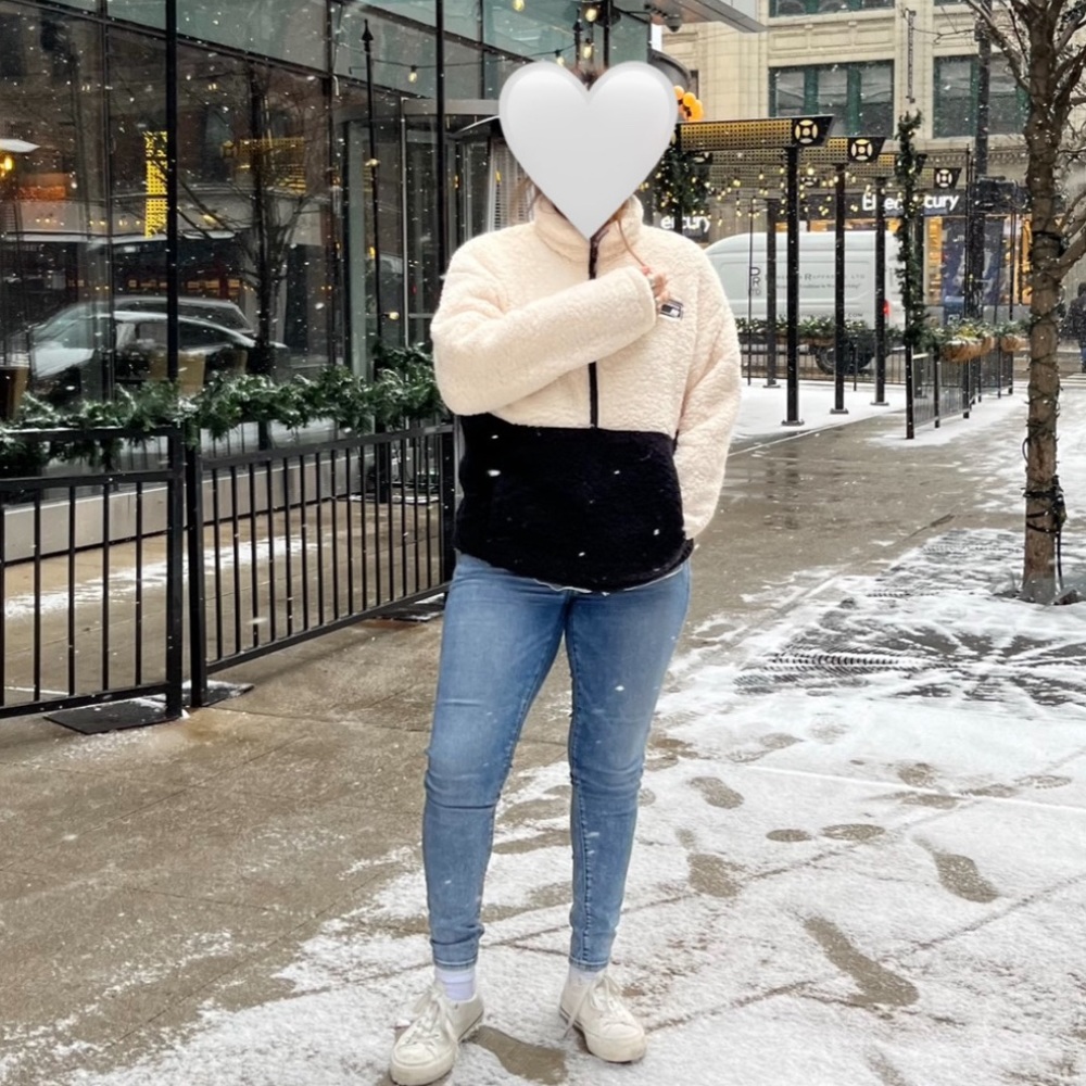 Women’s New Balance pull over Sherpa